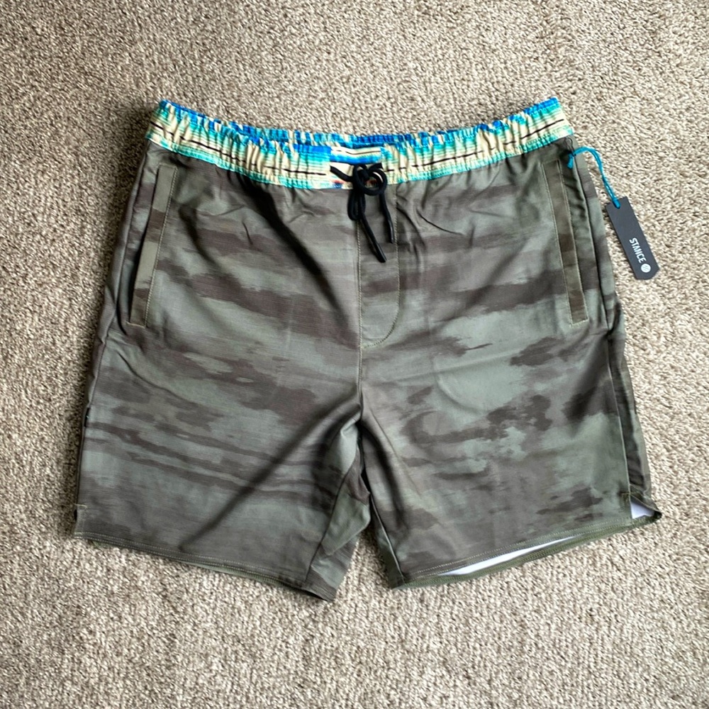 **SOLD**NWT Stance COMPLEX MEN'S SHORT 7" WITH FRESHTEK- size L